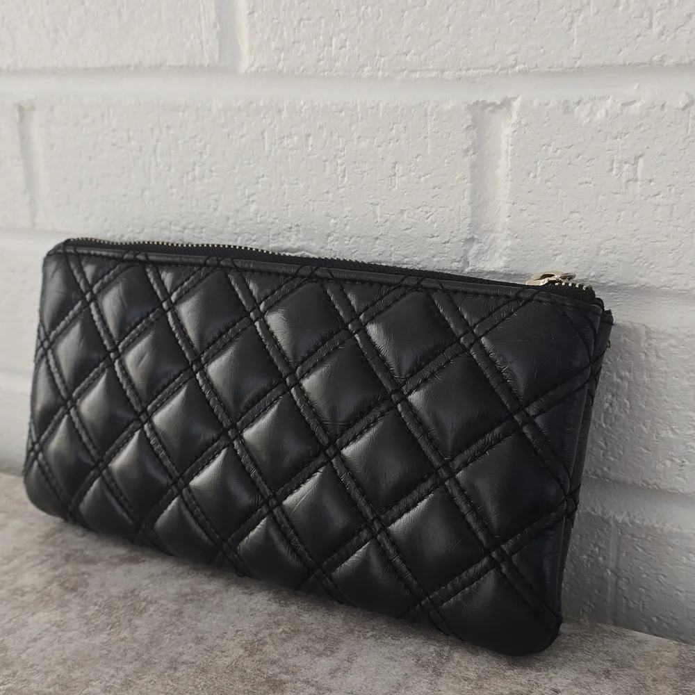 Marc Jacobs Quilted Leather Wristlet/Pouch/Wallet - Picture 6 of 13